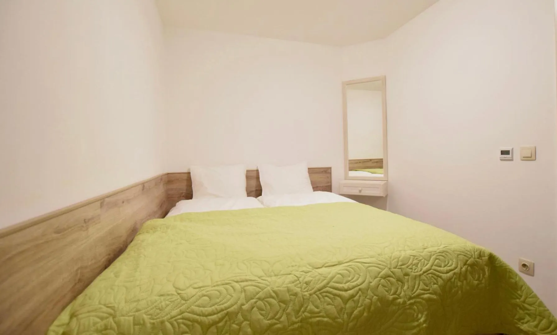 Standard Apartment By Hi5-Terez Blv Budapešť