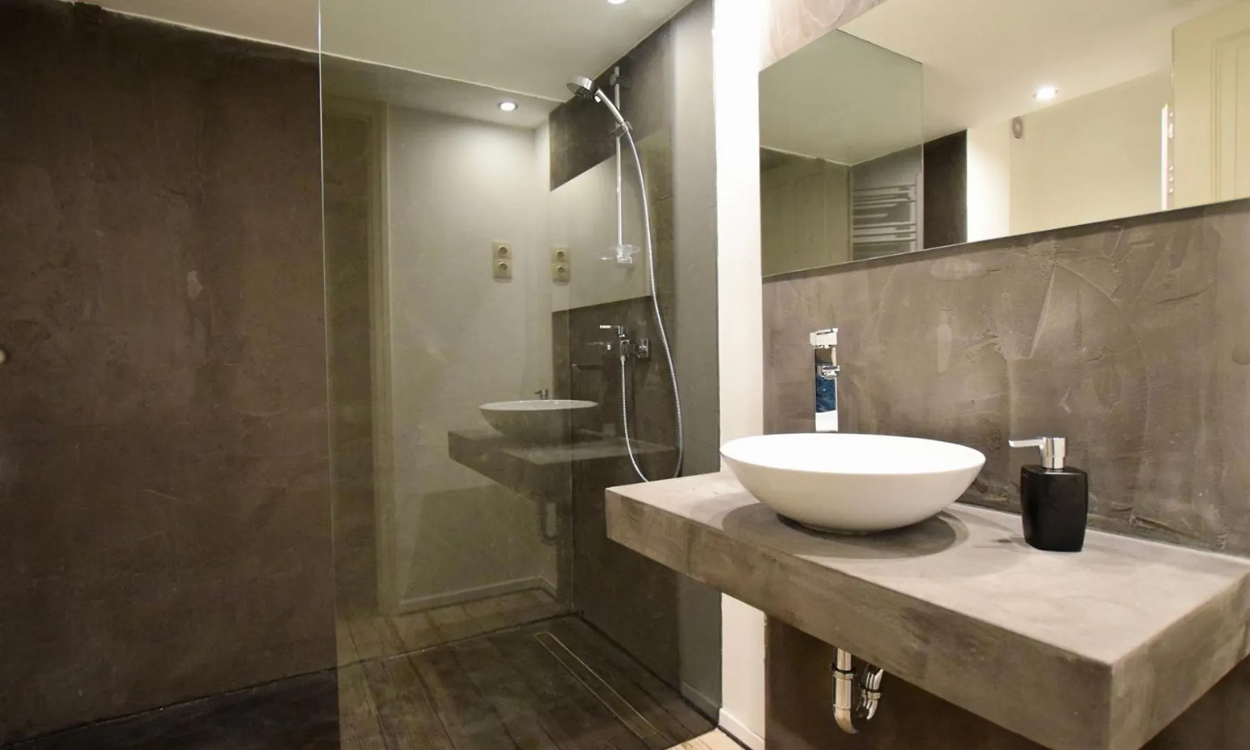 Standard Apartment By Hi5-Terez Blv Budapest Hungary