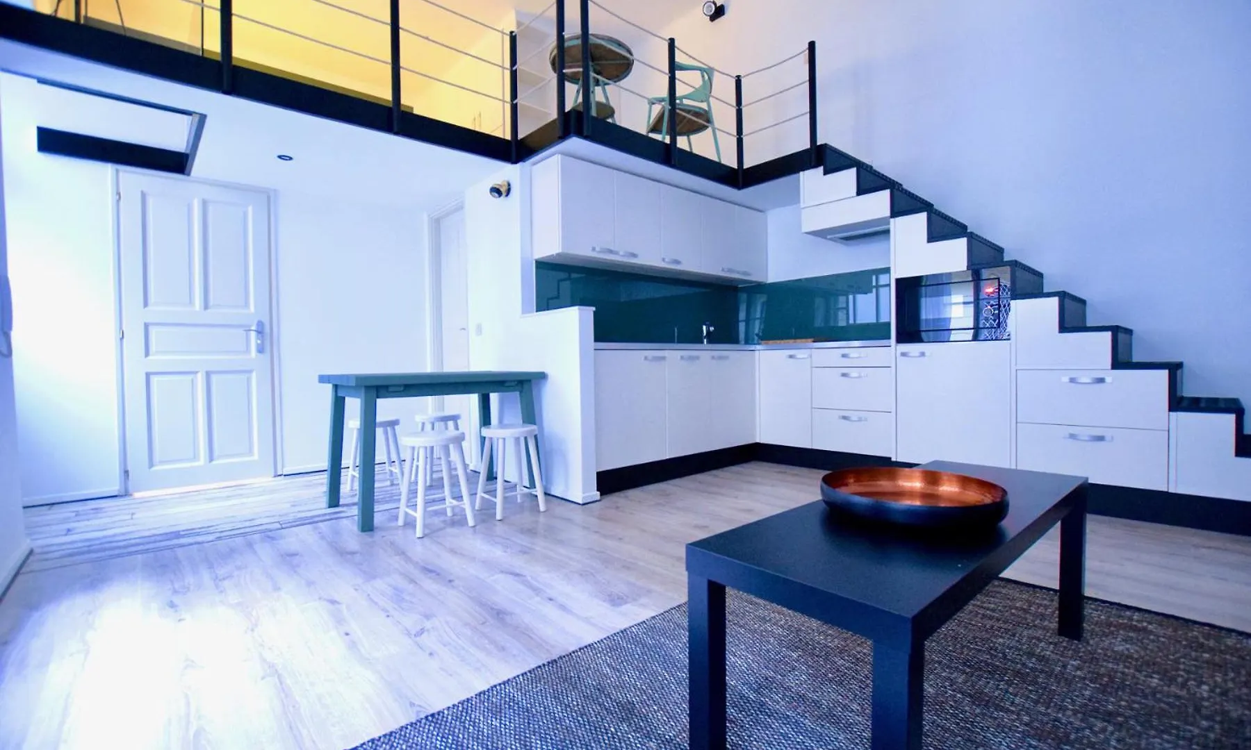 Standard Apartment By Hi5-Terez Blv Budapest