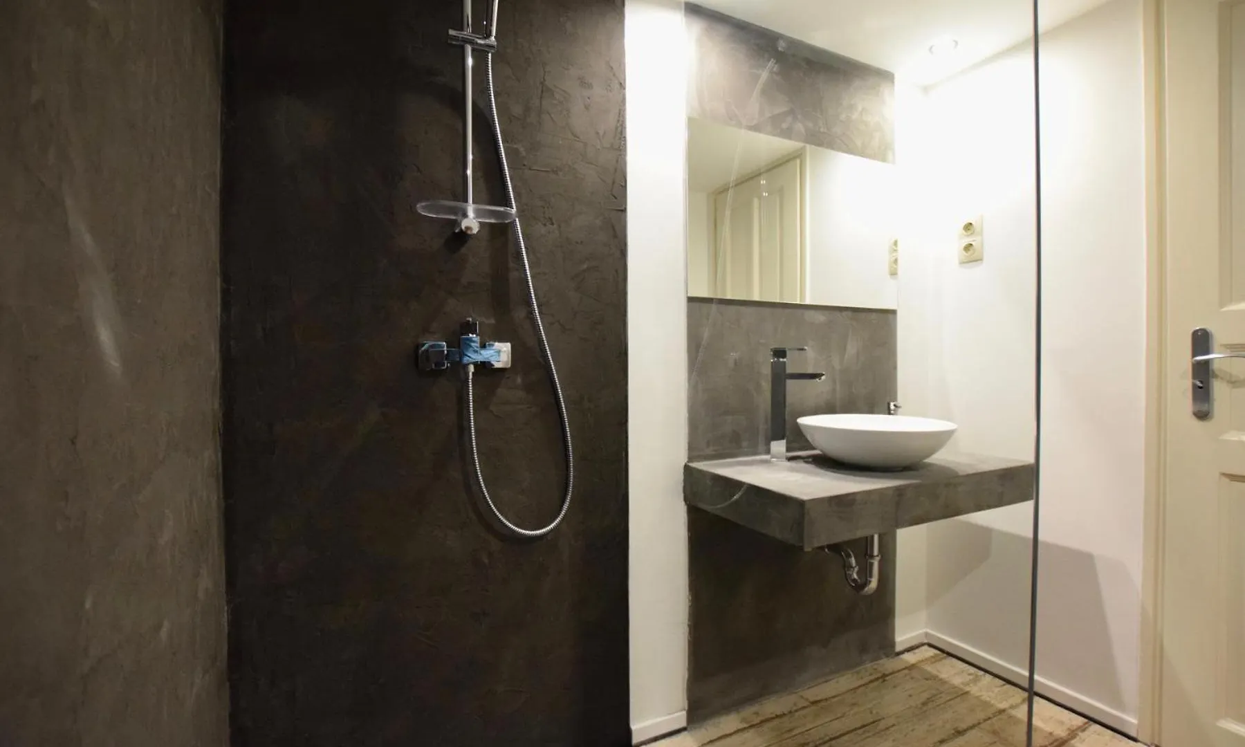 Standard Apartment By Hi5-Terez Blv Budapest